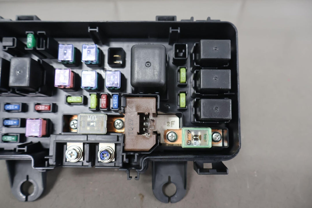 04-09 Honda S2000 AP2 F22C OEM Engine Fuse Relay Junction Box (77K Miles)