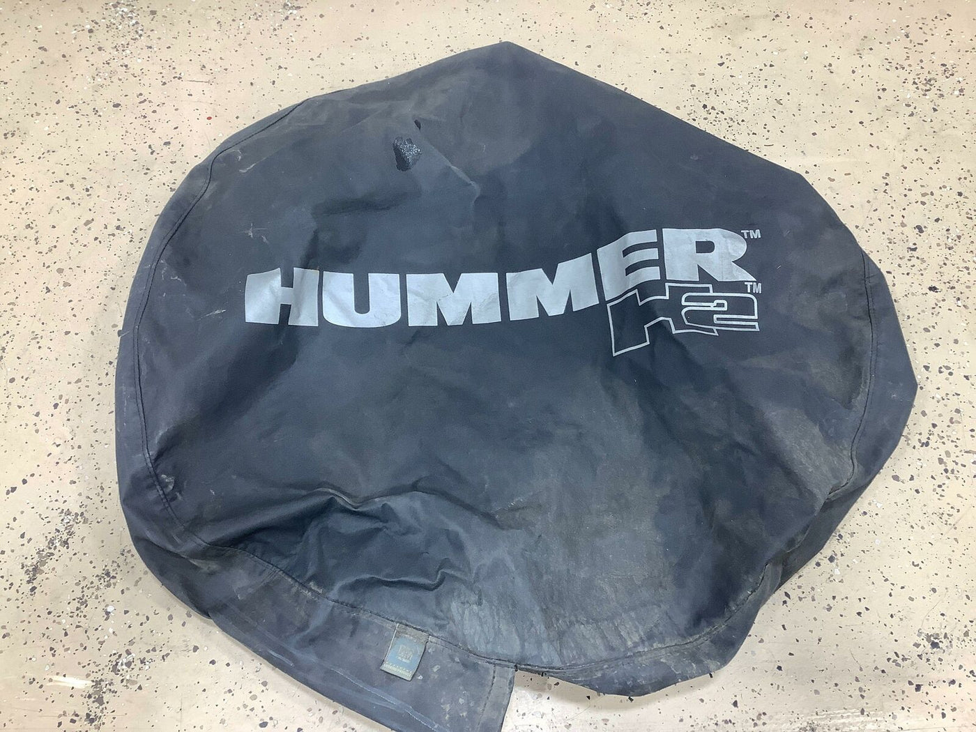 03-07 Hummer H2 Exterior Spare Tire Cover