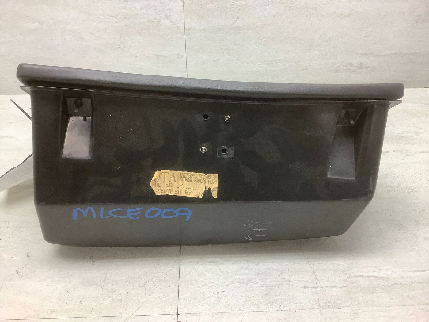 1990 Chevy C4 Corvette OEM Glove Box with Latch (Black 733)