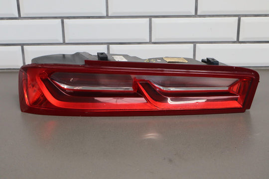 16-18 Chevy Camaro Left Driver Quarter Panel Mounted Tail Light Tested