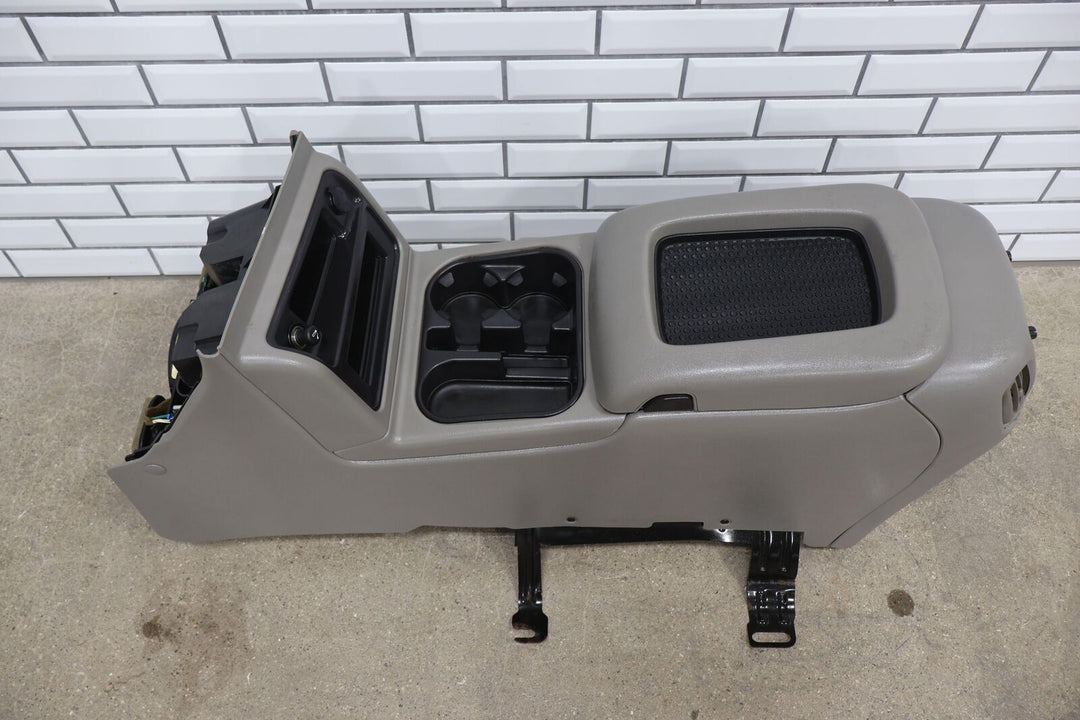 03-07 GMC Sierra Chevy Silverado Avalanche Center Floor Console Glovebox Pewter