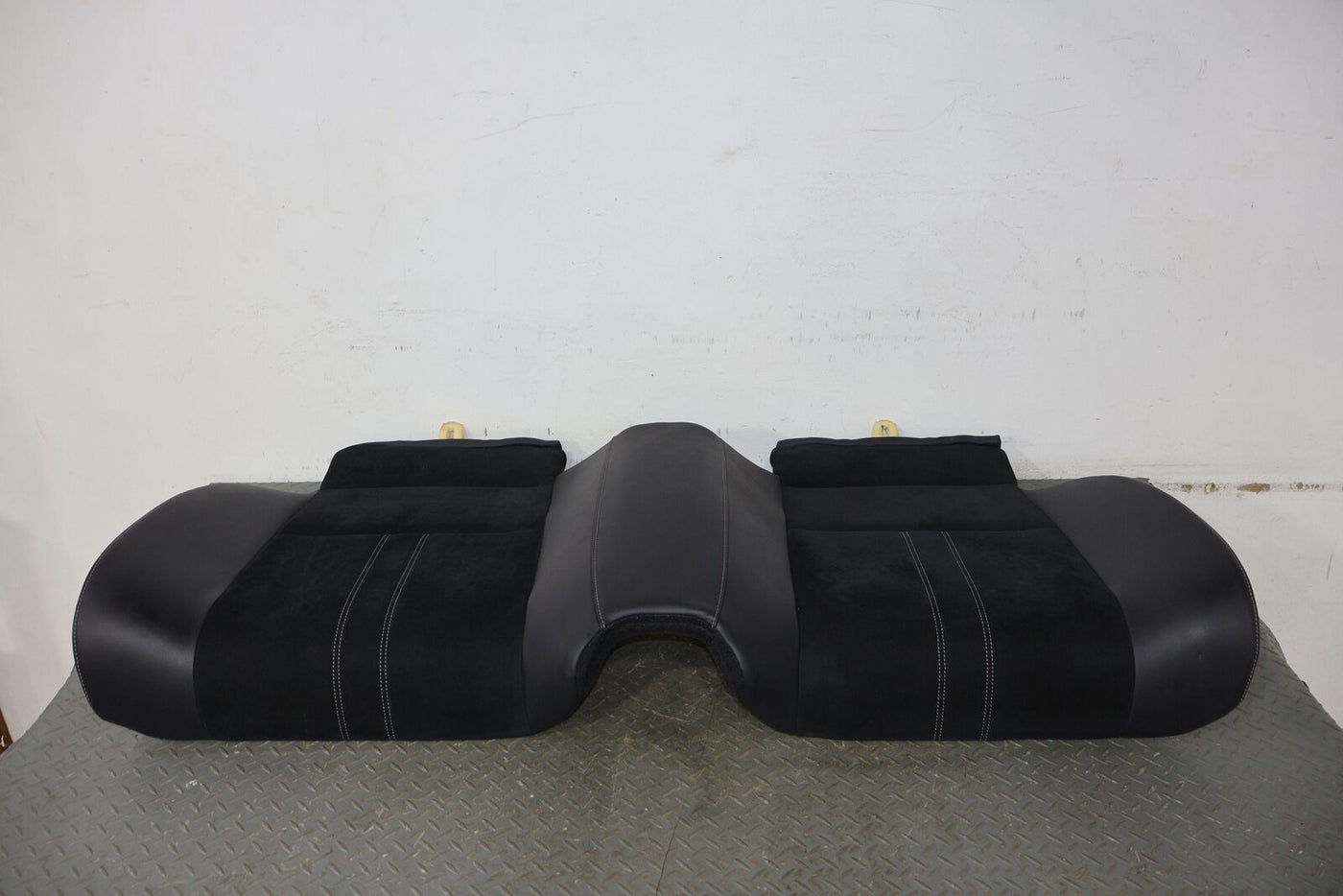 18-19 Lexus LC500 Rear Interior Leather/Suede Seat Bottom (Black FA20) Photos