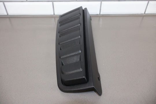 03-09 Hummer H2 Passenger Right Tail Light Upper Trim Panel / Moulding (Black)