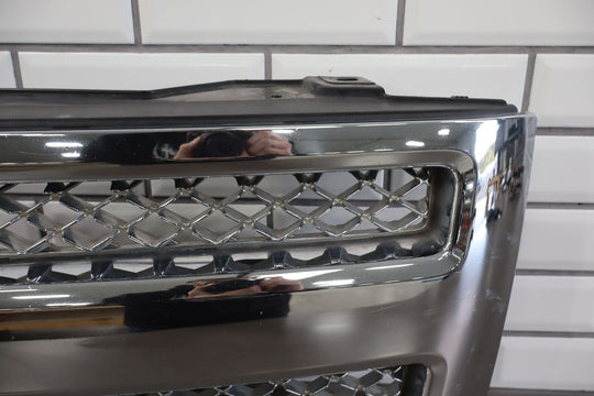 07-13 Chevy Silverado OEM Chrome Grille Assembly (See Photos)