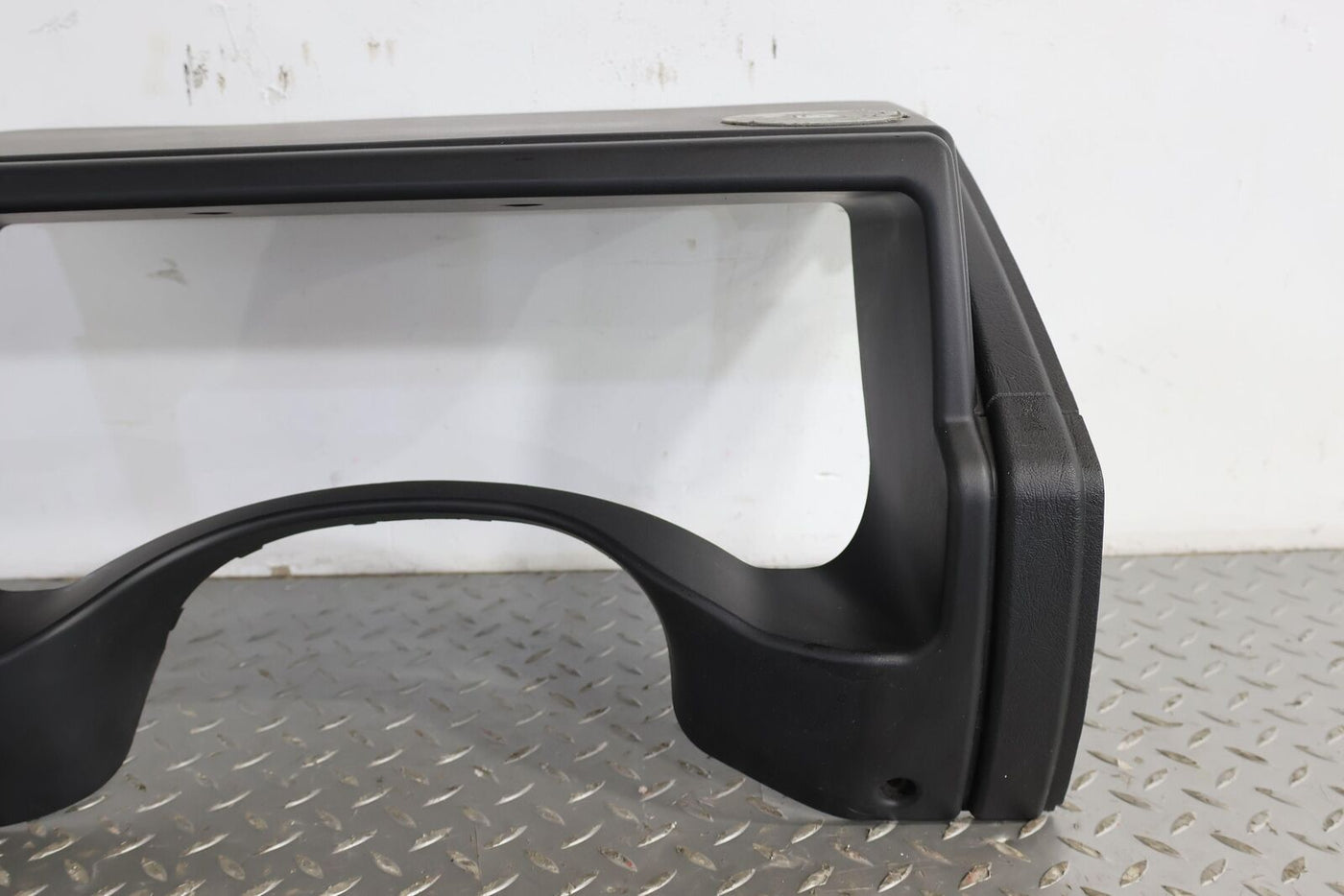 03-07 Hummer H2 Interior Speedometer Dash Hood Cover / Bezel (Ebony 19i)