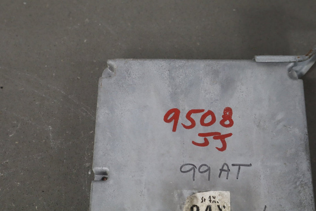 47319121