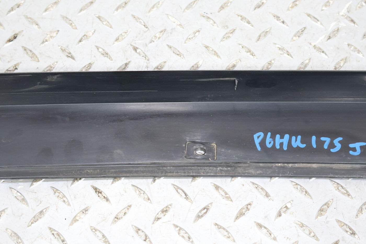 03-07 Hummer H2 Passenger Right Interior A Pillar Trim (Textured Black)