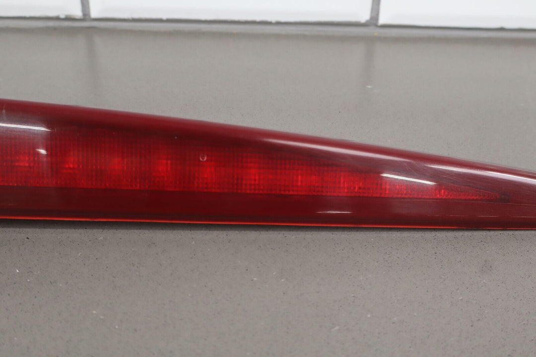 02-06 Cadillac Escalade LED 3rd Brake Light *Repaired Tab*