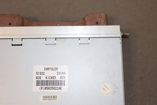 2009 Dodge Challenger SRT-8 OEM Radio Amplifier 05035022AE