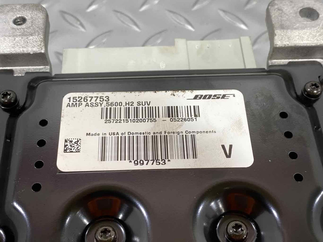 05-07 Hummer H2 SUT Audio Radio Bose Stereo Amplifier Speaker Amp OEM (15267753)