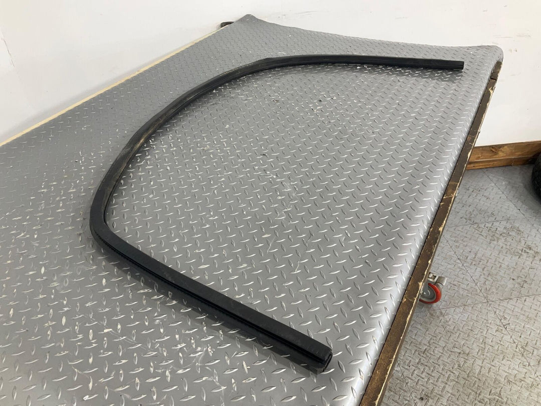 06-10 Bentley Continental GTC Convertible Right RH Door Weather Stripping Gasket