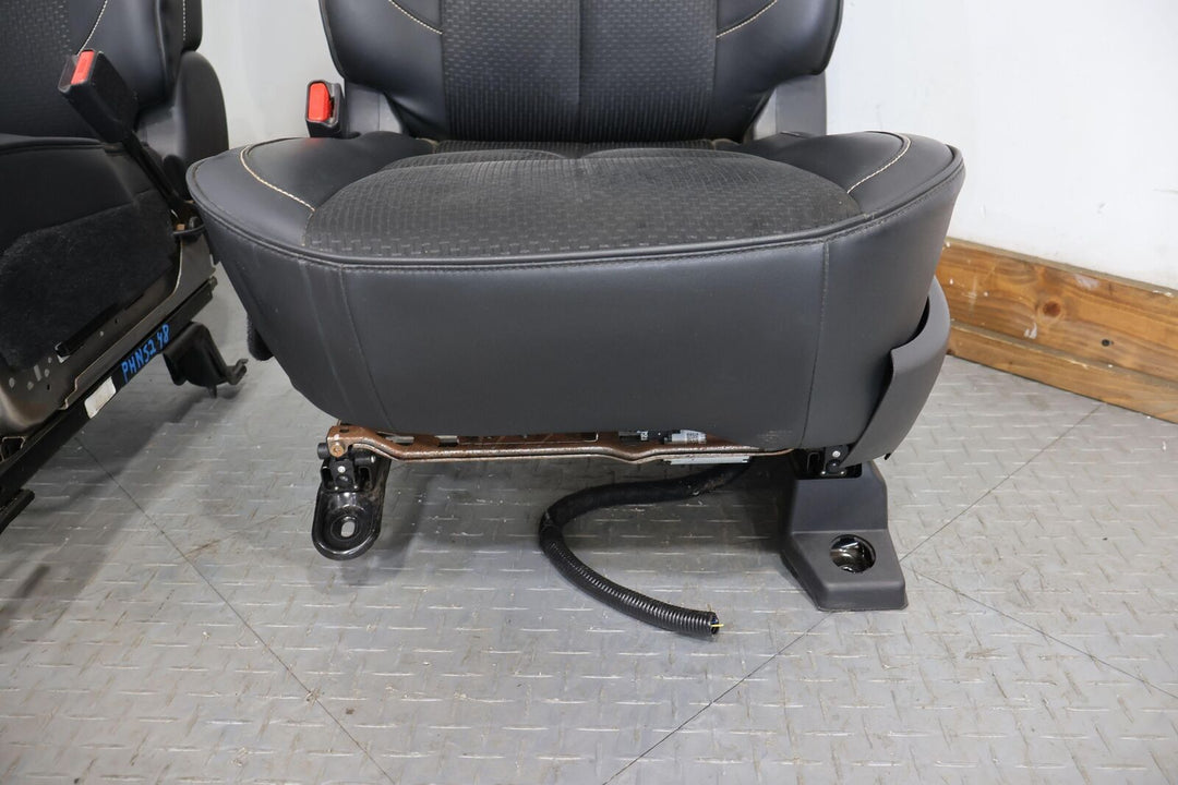 17-18 Nissan Titan XD Full Power Seat Set (Black) RH Front Blown Bag (Tested)