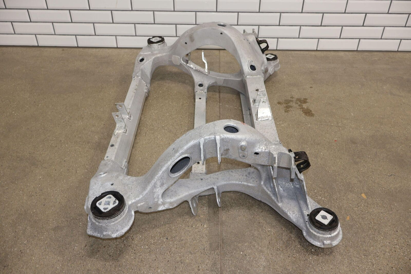 2016-2020 Tesla Model X Rear Bare Undercarriage Crossmember (61K Miles)