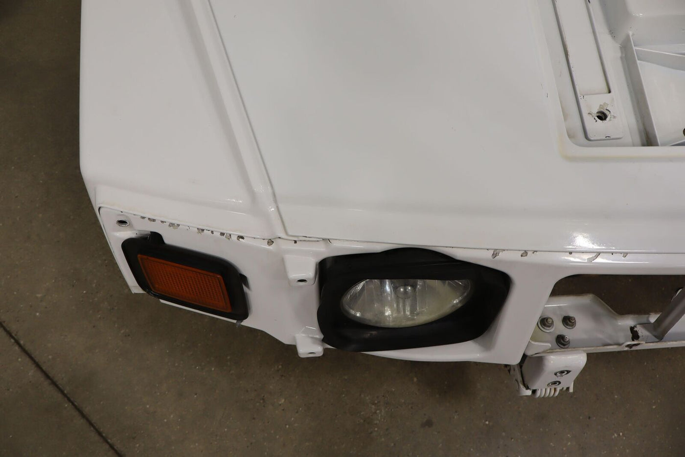 03-*07 Hummer H2 Bare OEM Hood Olympic White (50U) W/Front Lamps & Wiring