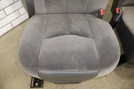 03-07 GMC Sierra / Silverado Cloth Bench Front Seat with Jump Seat (Dark Pewter)