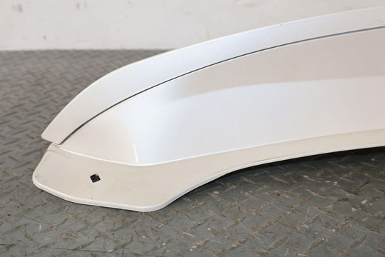 03-06 Escalade Short WB Right Rear Upper Tail Panel Moulding (White Diamond 98U)