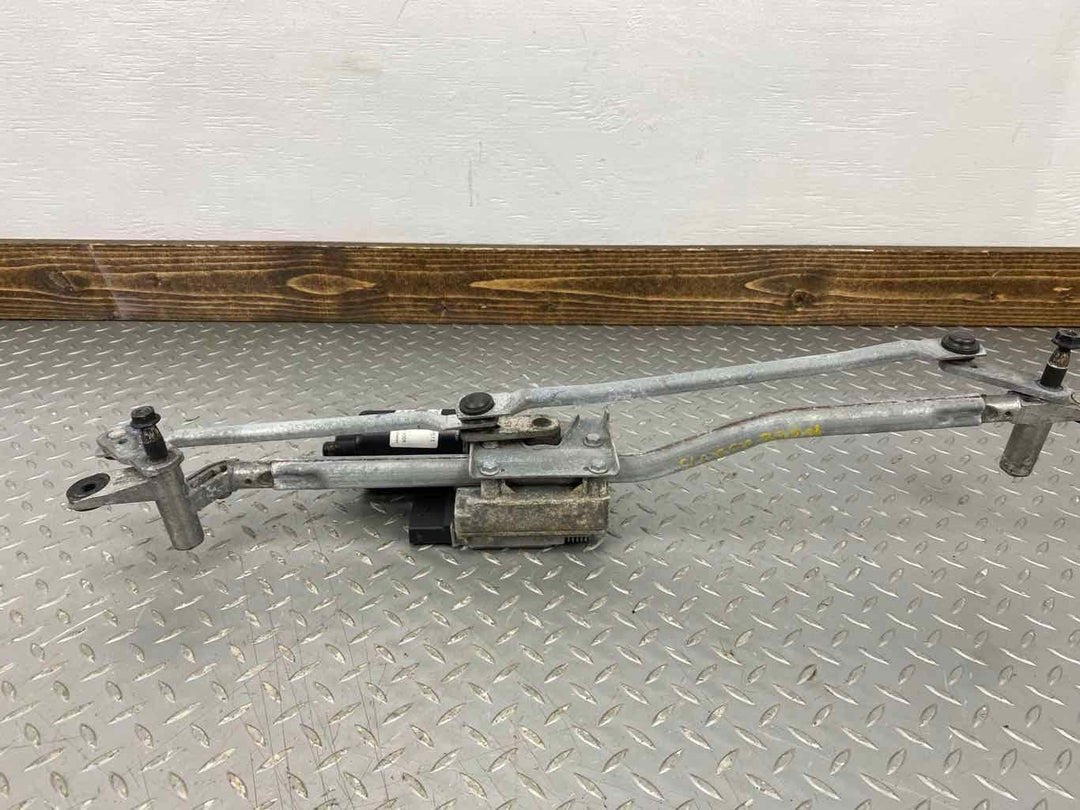 06-12 Bentley Flying Spur Windshield Wiper Transmission & Linkage OEM (Tested)