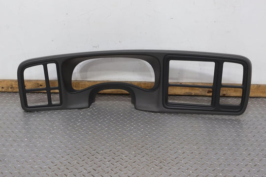 03-06 Chevy Silverado Tahoe  Speedometer/Radio Trim Bezel (Dark Charcoal 692)