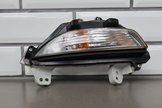 17-20 Fiat 124 Spider Front Right RH OEM Turn Sgnal Light Lamp (Tested)