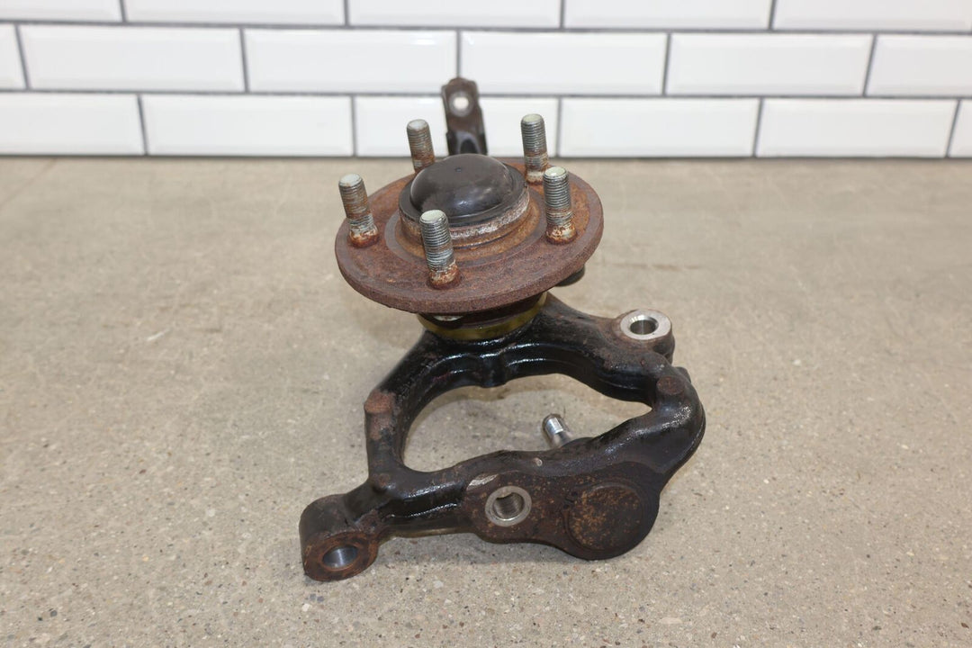 08-10 Dodge Challenger SRT-8 Front Left Spindle Knuckle W/ Hub (57K)