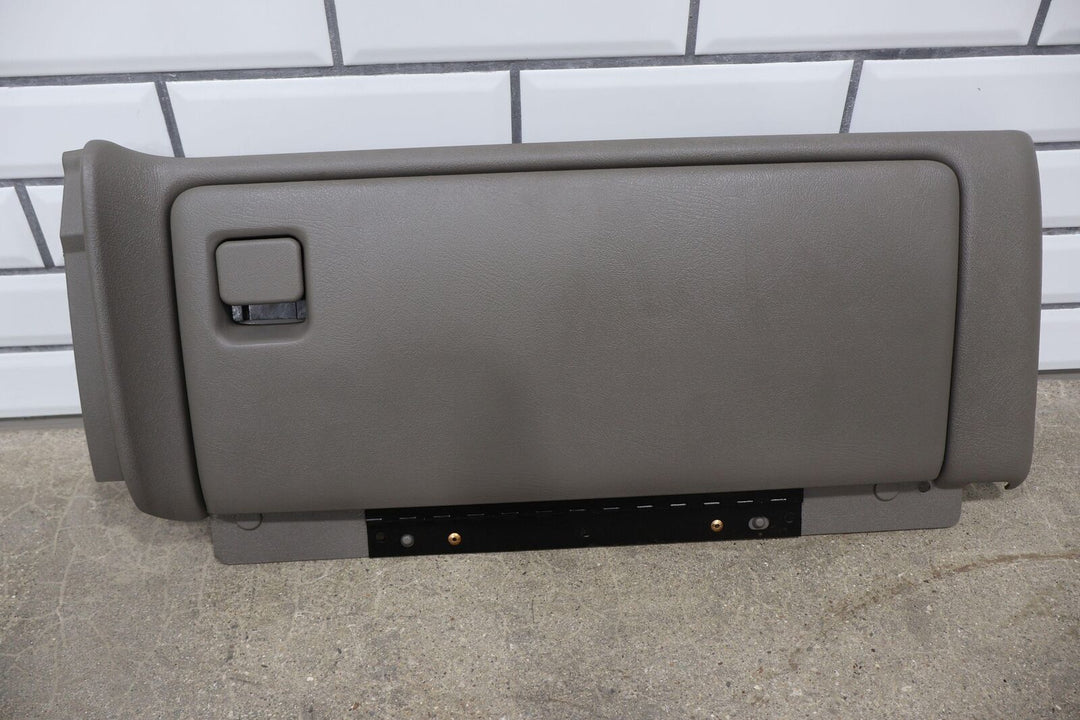 03-07 GMC Sierra Chevy Silverado Avalanche Center Floor Console Glovebox Pewter