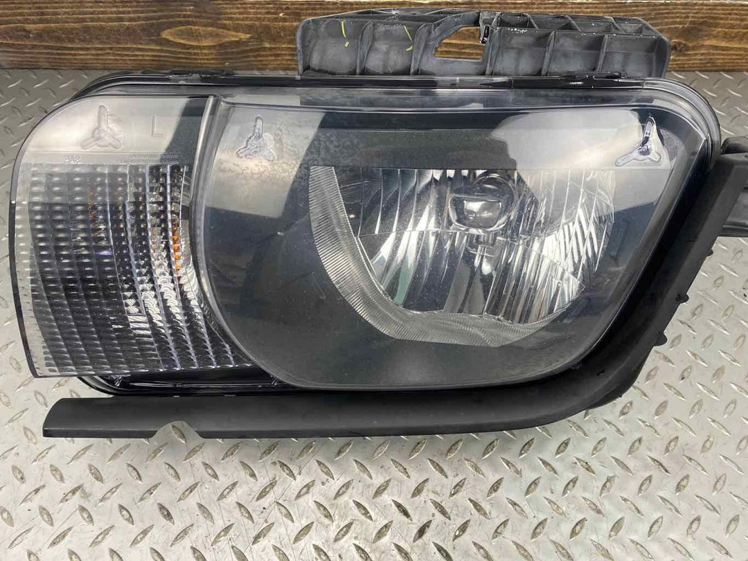 10-13 Chevy Camaro SS Left LH Driver Halogen Headlight (OPT T4A) Tested