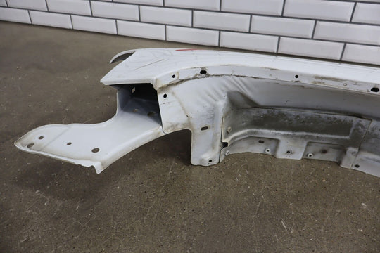 99-06 Chevy Silverado/Tahoe/Suburban Driver Left Fender (Summit White 50U)