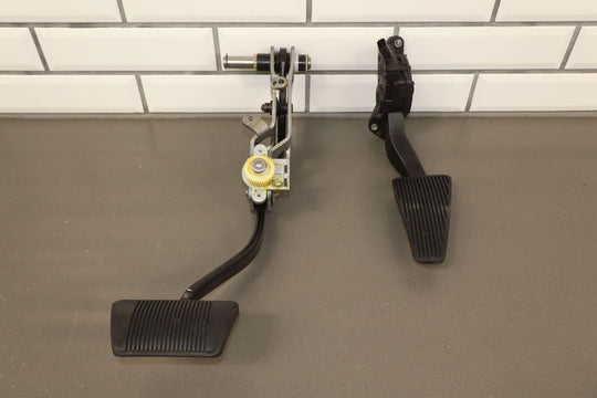 2019-2022 Ram 2500 3500 Automatic Brake & Accelerator Pedals (See Photos)