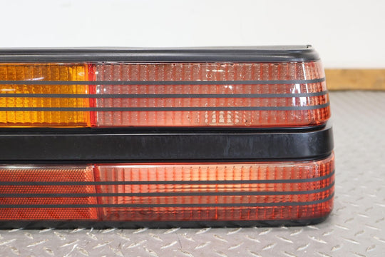 87-93 Ford Mustang GT Foxbody Right RH Tail Light Lamp (Tested) Solid Mount