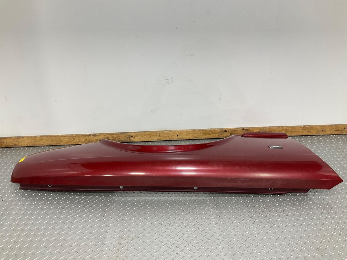 98-03 Jaguar XJ8 Right RH Passenger Fender (Carnival Red CCG) Dented See Notes