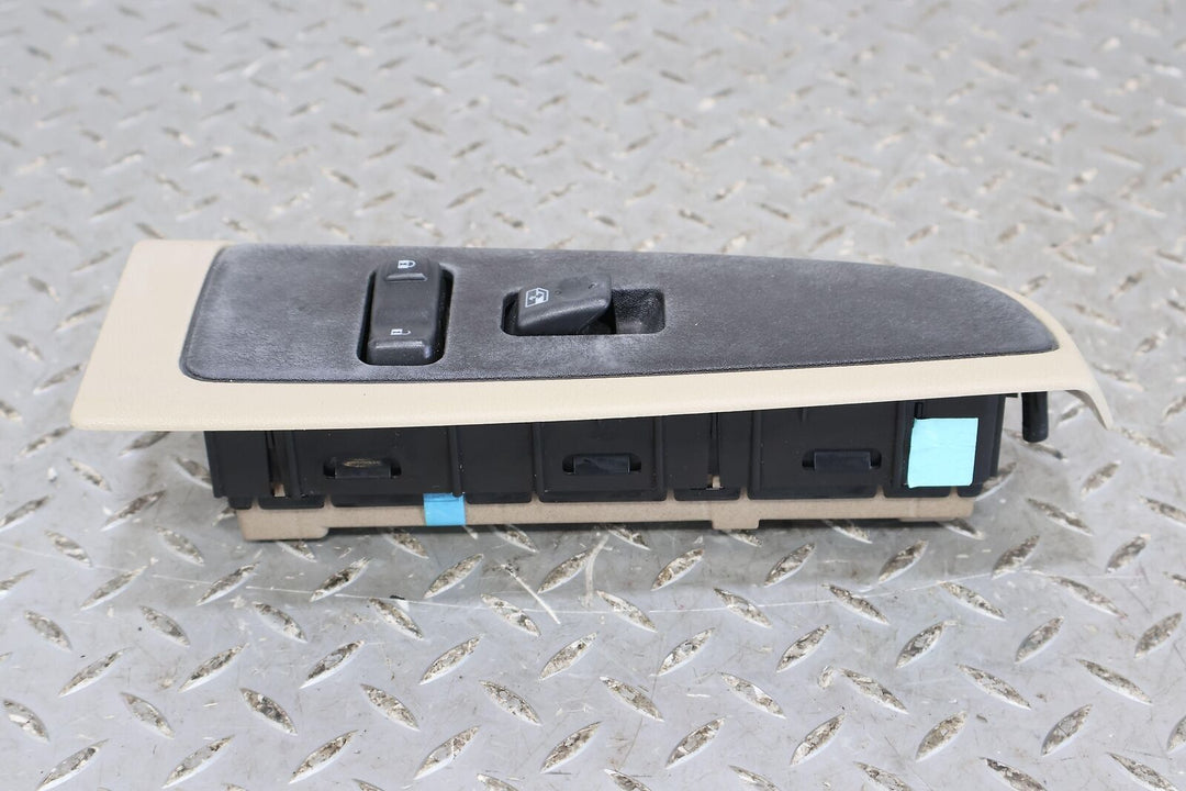 03-06 Escalade/Silverado/Yukon Front Passenger Right Window Switch (21997591)