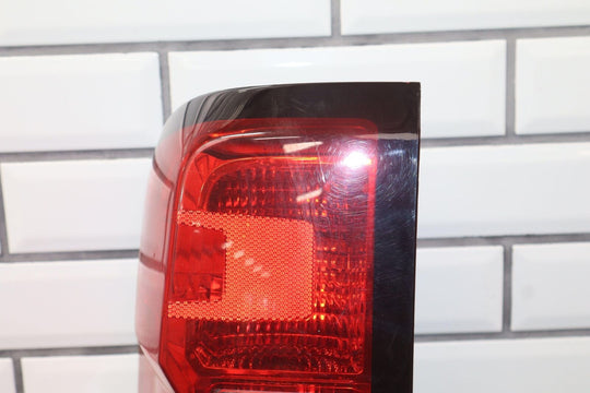 2014-2015 Chevy Silverado Driver Left Tail Light Tail Lamp OEM