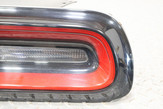 15-22 Dodge Challenger Right RH Quarter Panel Mounted LED Tail Light (Tested)