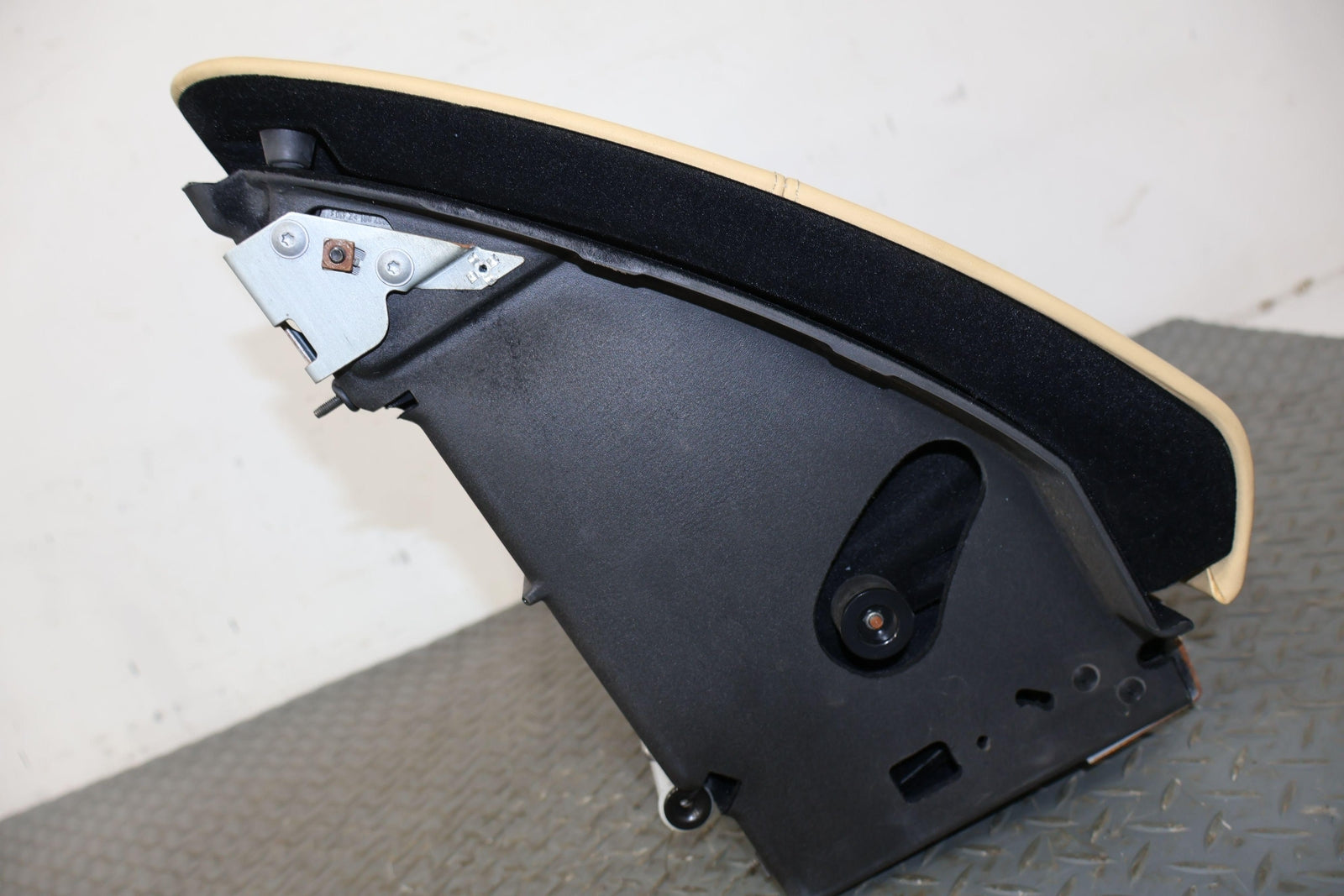 03-10 Bentley Continental GT Leather Glove Box Compartment Door
