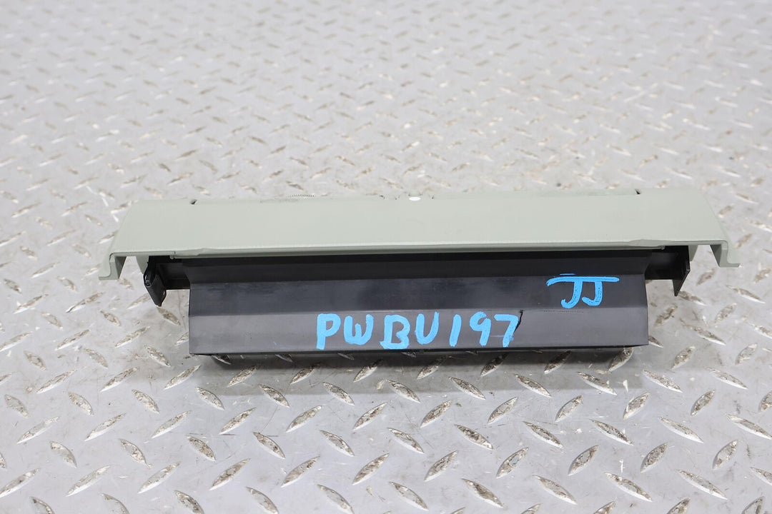 95-99 Buick Riviera Interior Center Dash Vents (Autumn Green 424 Bezel) Tested