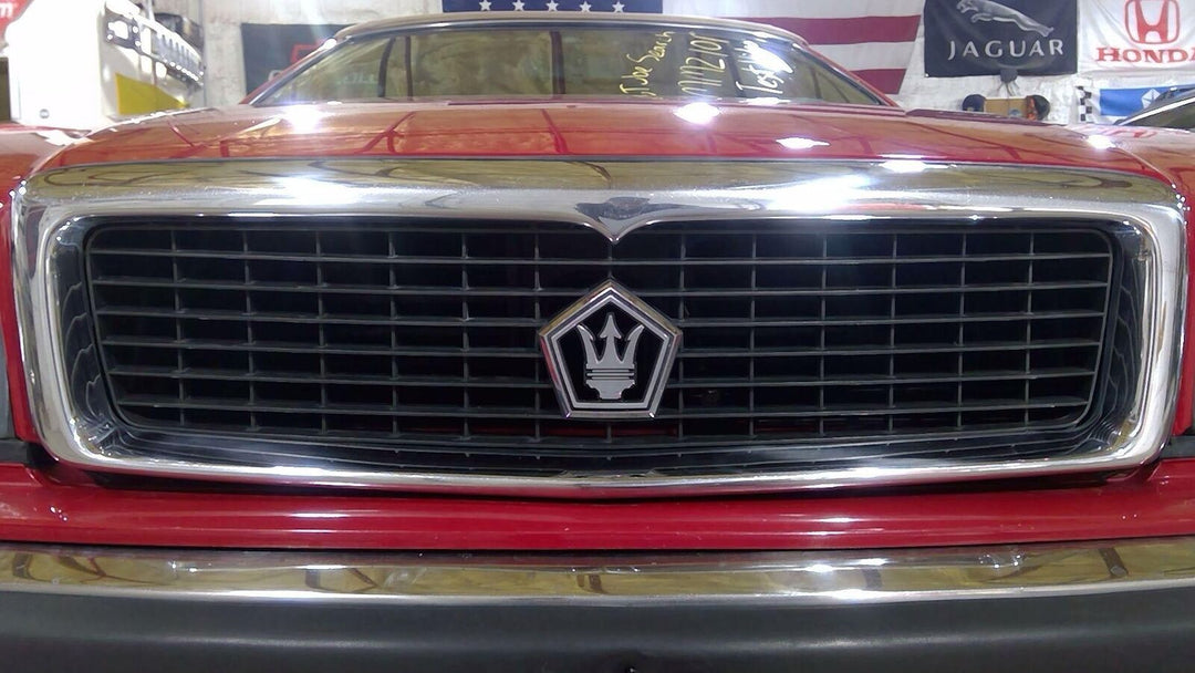 89-91 Maserati TC Grille - Chrome W/ Emblem