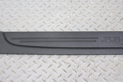 03-06 Chevy SSR Pair LH & RH Outer Door Sill Entry Plates (Ebony 19i)