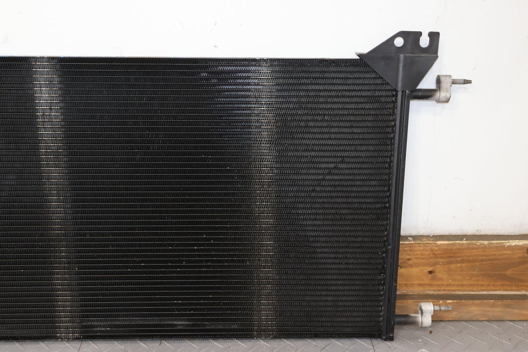 05-13 Chevy Silverado / Avalanche (5.3L) Radiator W/ Condenser & Shroud (150K)