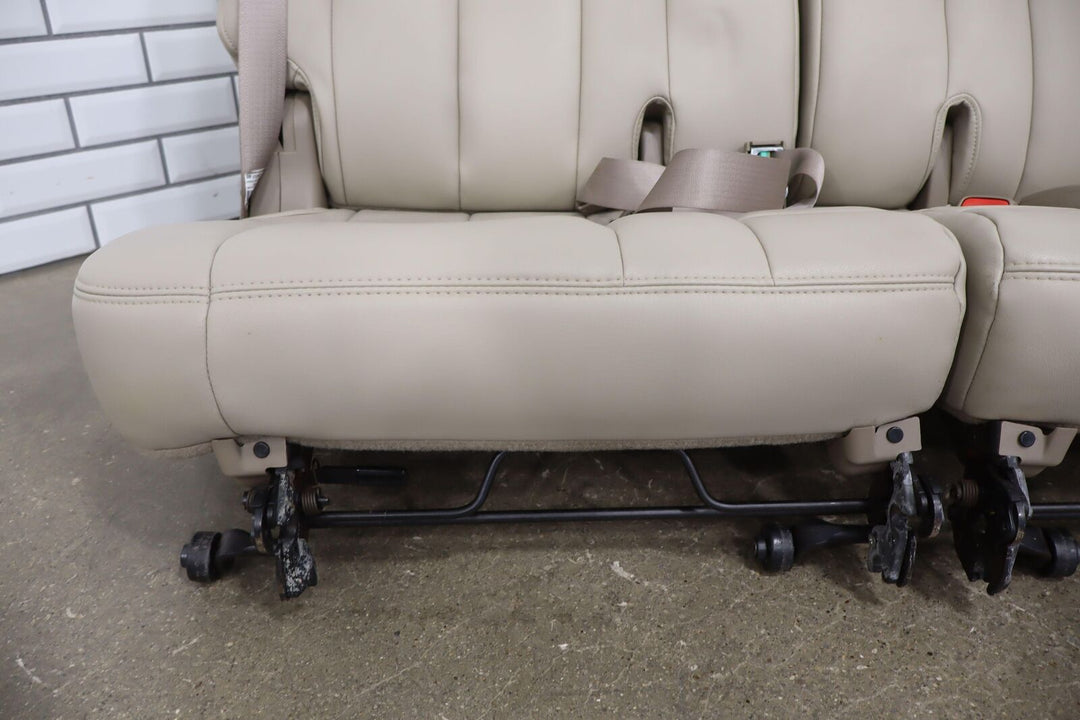 2001-2006 Chevy Tahoe/Yukon Leather 3rd Row Seat (Neutral) See Photos