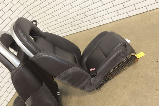 03-06 Chevy SSR Pair of LH & RH Leather Seats Ebony (192) *1 Burn Mark*