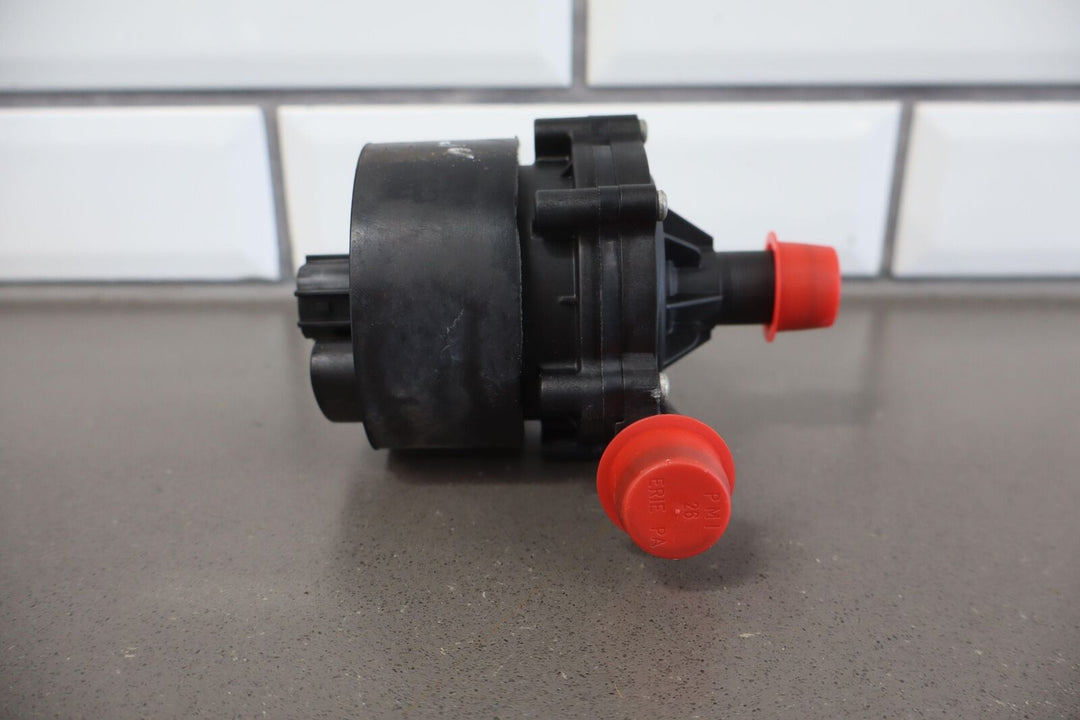 2016 Tesla Model X Electric Coolant Pump 1037328-00-F