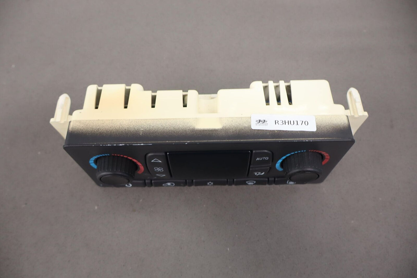 03-07 Hummer H2 Auto Climate Control Panel Switch W/O Bezel (Tested) 15105969