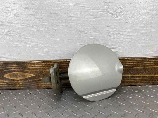 02-05 Ford Thunderbird Fuel Gas Tank Door Cover (Silver Birch Metallic PNUPL)