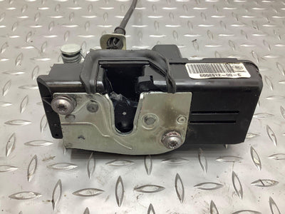 2018 Tesla Model S Right RH Passenger Front Door Latch 6008912-00-C