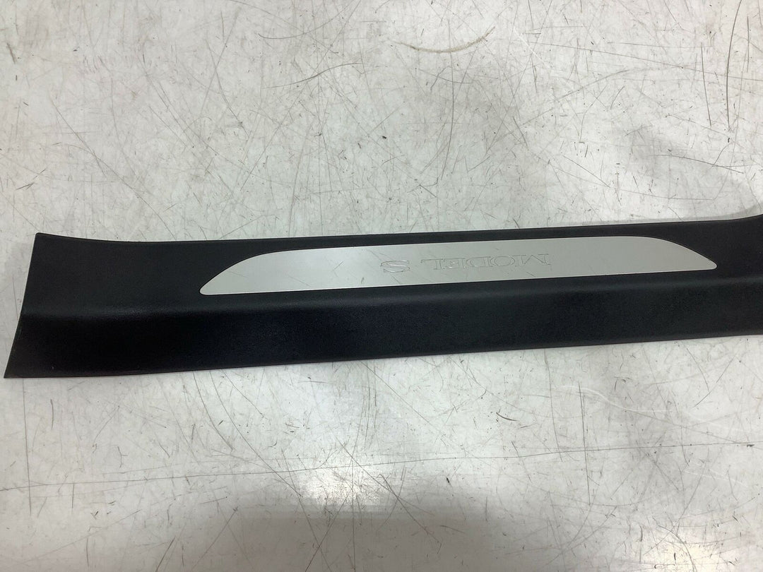 2014 Tesla Model S Driver Left Front Sill Plate (Black)