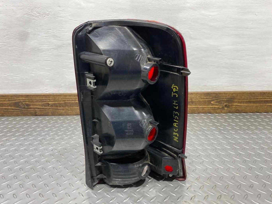 03-06 Cadillac Escalade Left LH Driver Tail Light OEM (Red Lense) Tested