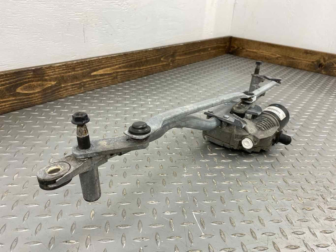 06-12 Bentley Flying Spur Windshield Wiper Transmission & Linkage OEM (Tested)