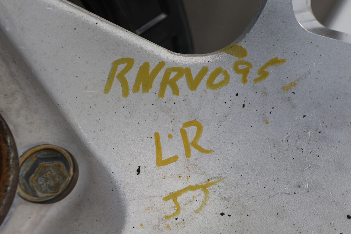 22-24 Rivian R1T Rear Left LH Spindle Knuckle W/ Hub (PT00001891) 9K Miles