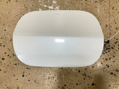 16-20 Cadillac CT6 Fuel Tank Door Cover Only (Abalone White Tricoat G1W) Sedan