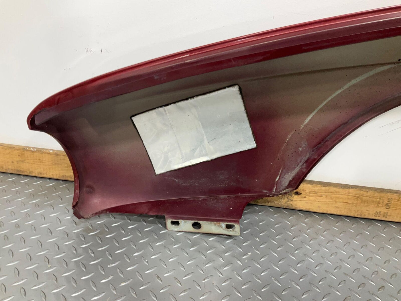 98-03 Jaguar XJ8 Right RH Passenger Fender (Carnival Red CCG) Dented See Notes